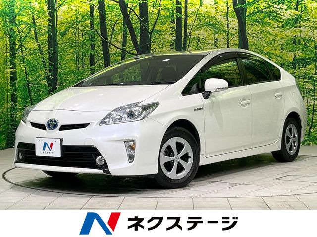 トヨタ プリウス 