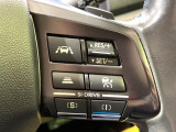 【全車速追従機能付クルーズコントロール】高速道路での長距離走行が楽に!!自動で速度を保つクルーズコントロールが、衝突軽減システムと連携し、前方の車両を感知して車間を保つように速度調節してくれます!!