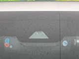 【トヨタセーフティセンス】走行中に前方の車両等を認識し、衝突しそうな時は警報とブレーキで衝突回避と被害軽減をアシスト。より安全にドライブをお楽しみいただけます。