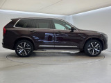 全国のVOLVOからお取り寄せが可能※!遠方の店舗に展示してあるクルマが気になる場合も、最寄りの店舗でご購入ただくことが可能です!是非私たちに要望をお聞かせください!※別途費用