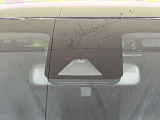【トヨタセーフティセンス】走行中に前方の車両等を認識し、衝突しそうな時は警報とブレーキで衝突回避と被害軽減をアシスト。より安全にドライブをお楽しみいただけます。