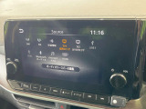 【メーカー純正ナビ】インテリアに溶け込むスタイリッシュな「専用設計」メーカーナビを装備♪視認性や操作性など基本性能にも優れ、より上質なカーライフをお楽しみいただけます。