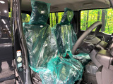 運転席シート廻りは使用感も少なく、良好な状態となっています。丁寧に使われていたことがよくわかりますね。