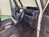 納車前にはプロのメカニックが点検、整備を行いますので安心してお乗り頂けます!!
