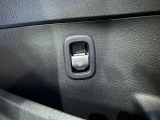 スタッフ全員が自動車保険の資格を保有しており、万が一の事故の際のサポート体制を整えております。メルセデス・ベンツ自動車保険プログラムをご用意しております。無料証券診断を行います!