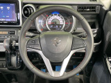 【ステアリングスイッチ】運転中、前方から目線をそらすことなく、オーディオ等の操作が可能な便利機能!安心&快適なドライブを演出してくれます♪