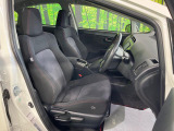運転席シート廻りは使用感も少なく、良好な状態となっています。前オーナー様が丁寧に使っていたことがよくわかりますね。