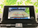 後方確認をサポートする、見やすいモニターを搭載。駐車時の安全性と利便性が向上します。狭い場所でも安心です。