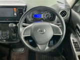 【純正革巻きステアリング】上質な革を使用することで、手にしっかり馴染みとても運転しやすいハンドルです♪