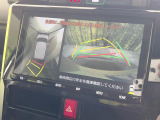 【パノラミックビューモニター】専用のカメラにより、上から見下ろしたような視点で360度クルマの周囲を確認することができます☆死角部分も確認しやすく、狭い場所での切り返しや駐車もスムーズに行えます。