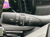 雨天時でもクリアな視界を確保できるワイパーレバーです。様々な設定で、運転状況に応じた操作が可能です。