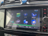 【ナビゲーション】目的地までしっかり案内してくれる使いやすいナビ。Bluetooth接続すればお持ちのスマホやMP3プレイヤーの音楽を再生可能!毎日の運転がさらに楽しくなります!!