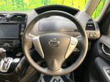 【純正革巻きステアリング】上質な革を使用することで、手にしっかり馴染みとても運転しやすいハンドルです♪