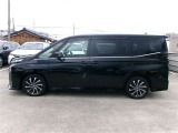 トヨタ認定中古車になります。まるごとクリーニングで見えない部分もまるごと洗浄しております。
