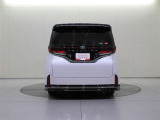 60項目5000部品が対象のトヨタディーラー保証だからこその安心。1年間走行距離無制限のロングラン保証付き!