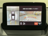 全方位モニターがついています! 車の周囲を360&deg;安全確認できるので、普段の駐車はもちろんの事、縦列駐車や幅寄せの際にも活躍してくれますよ。