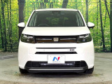 弊社では、全車『修復歴なし』のお車のみ取り扱っております。専任バイヤーによる厳選した仕入れの後、入庫後の車両チェックを行い、ネクステージが認定した高品質な中古車をご提供しております。