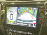 【アラウンドビューモニター】専用のカメラにより、上から見下ろしたような視点で360度クルマの周囲を確認することができます☆死角部分も確認しやすく、狭い場所での切り返しや駐車もスムーズに行えます。