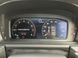 視認性の高いメーター類で、運転に必要な情報を的確に把握できます。運転に集中できる環境です。