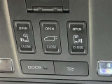 運転席天井部のサテライトスイッチです。