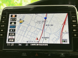 鮮明な地図表示で、目的地までスムーズに案内してくれます。運転に集中できる、頼れるナビゲーションシステムです。