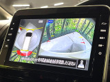 【アラウンドビューモニター】専用のカメラにより、上から見下ろしたような視点で360度クルマの周囲を確認することができます☆死角部分も確認しやすく、狭い場所での切り返しや駐車もスムーズに行えます。