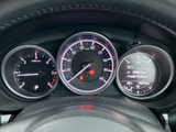 視認性の高いメーター類は、運転に必要な情報を的確にドライバーへ伝えます。落ち着いたデザインも魅力です。