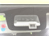 【スズキ セーフティサポート】走行中に前方の車両等を認識し、衝突しそうな時は警報とブレーキで衝突回避と被害軽減をアシスト。より安全にドライブをお楽しみいただけます。