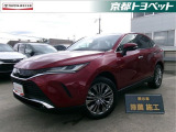 センシュアルレッドマイカのハリアー入荷しました。外装のカッコよさはもちろんですが、内装の高級感を実際にお確かめいただきたいです!シートの肌触り、インテリアの細かなこだわりなどもぜひお楽しみください。