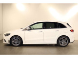 お気軽にお問い合わせください。Tel:075-325-0440 Mobile:090-6756-7496  中古車担当:廣田まで