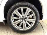 お車を安心してお乗りいただく為には、足回りの定期点検が欠かせません。サービスサポート(有償保証)では無料点検もご提供しており、安心のカーライフをお過ごしいただけるサポート体制が整っています。