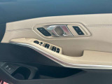 BMW Premium Selection 調布/〒182-0015東京都調布市八雲台2-14-1/TEL.042-426-1166/営業時間:10:00-18:00