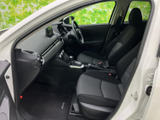運転しやすい配置のメーター類と操作系。直感的に操作でき、運転に集中できます。シートの座り心地も良く、快適なドライブをサポートします。