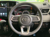 ステアリングも使用感が少なく、きれいな状態となっております♪