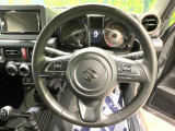 【純正革巻きステアリング】上質な革を使用することで、手にしっかり馴染みとても運転しやすいハンドルです♪