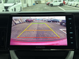 後方視界を広げるモニターで、駐車や狭い道での運転をサポート。安全な運転をアシストする頼もしい装備です。