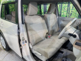 運転席シート廻りは使用感も少なく、良好な状態となっています。丁寧に使われていたことがよくわかりますね。