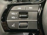 ステアリングリモコンは、運転中でも簡単に音量調整やチャンネル変更もできます!わき見運転防止にもつながるので安心です♪