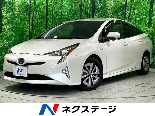 トヨタ プリウス 