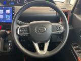 【純正革巻きステアリング】上質な革を使用することで、手にしっかり馴染みとても運転しやすいハンドルです♪