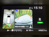 【アラウンドビューモニター】専用のカメラにより、上から見下ろしたような視点で360度クルマの周囲を確認することができます☆死角部分も確認しやすく、狭い場所での切り返しや駐車もスムーズに行えます。
