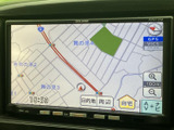 鮮明な画面で、目的地までの道順をしっかり確認できます。運転に慣れない道でも安心してお出かけをサポートします。