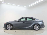 お客様のカーライフを十分にお手伝いさせていただくため、LEXUS U-Car の販売は販売店近隣にお住いの方に限らせていただいております。