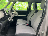 運転しやすい視認性と、操作しやすい配置が魅力です。快適なドライビングをサポートする空間です。