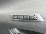 運転席のシートポジションを記憶・再現できるメモリー機能を搭載しています。