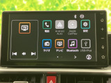 多彩な機能を搭載したオーディオ画面。スマートフォンとの連携機能で、音楽やナビゲーションも簡単操作。