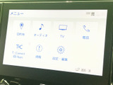 分かりやすいインターフェースで、快適なドライブをサポートします。必要な情報を直感的に操作できます。