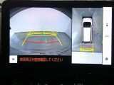 バックモニター付き。 車両後方の映像が画面に表示されるので、車庫入れが苦手な人も安心です。ただし、目視確認もお忘れなくお願いいたします。