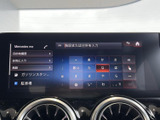 使いやすいナビゲーションシステムとオーディオ。快適なドライブをサポートする機能が満載です。快適なカーライフを支援します。