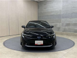 お車購入のポイントとなるフロントマスクです!シャープな目つきが印象的なデザインのヘッドランプです。